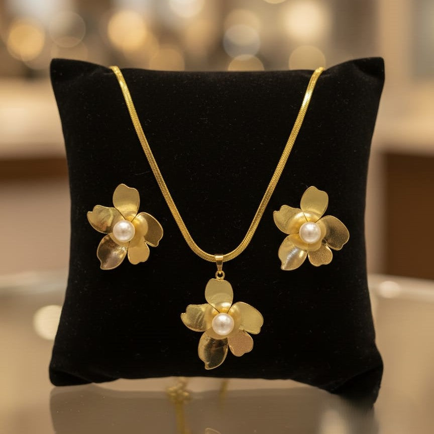 Elegant Gold Flower & Pearl Necklace/Earring Set