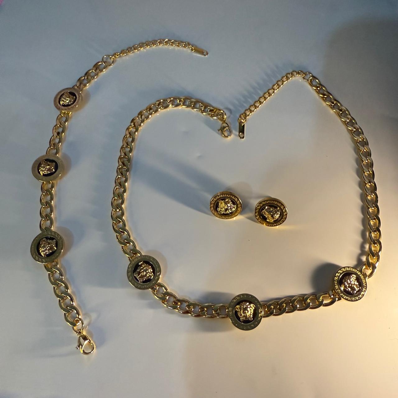 Gold Medallion Necklace & Bracelet Set